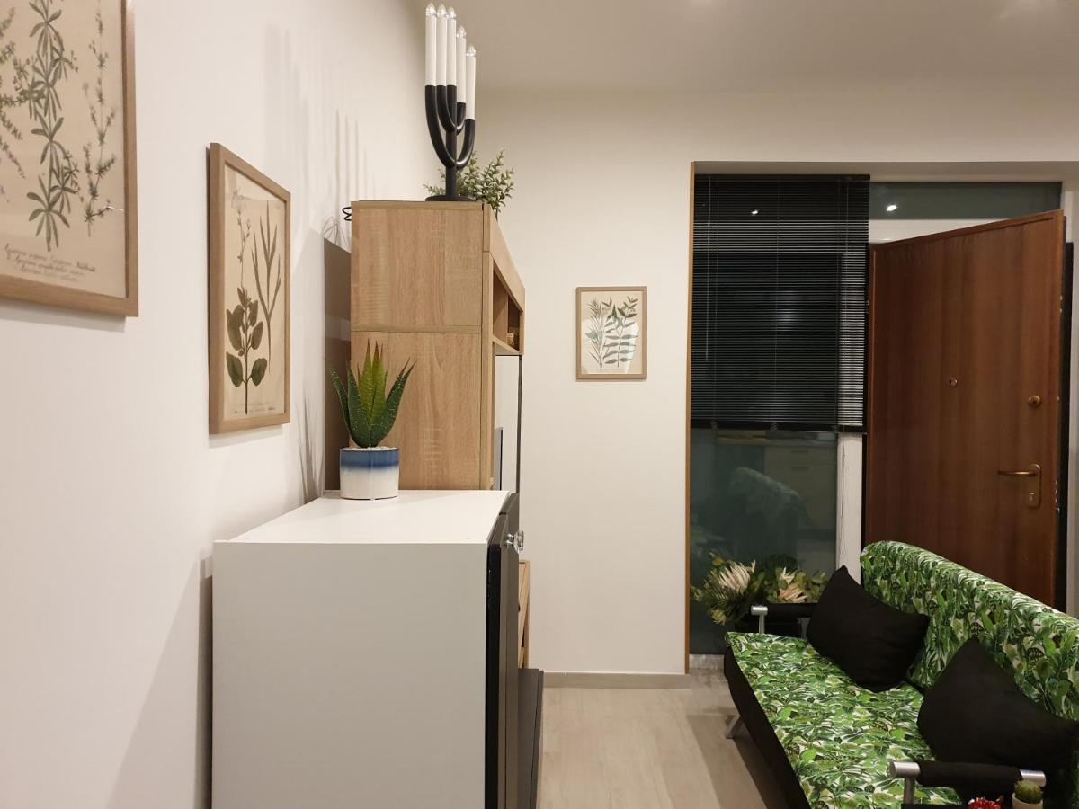 Officinale Rome Apartment, Pineta Sacchetti Buitenkant foto