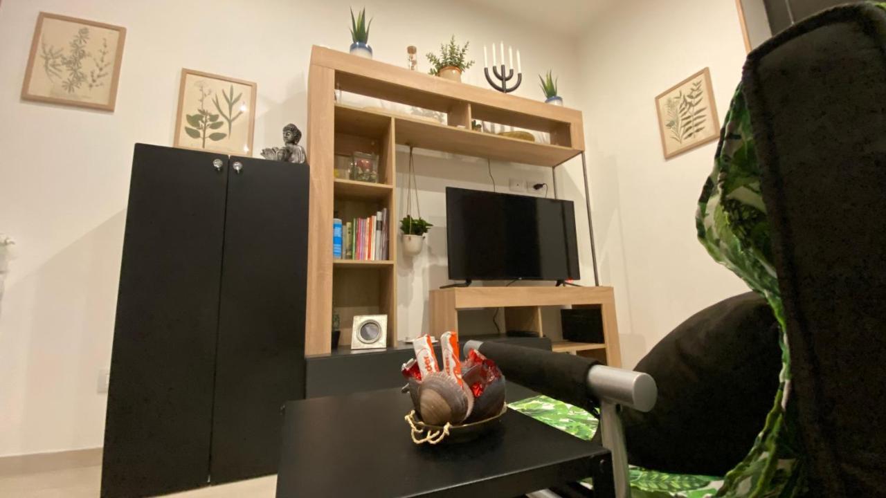 Officinale Rome Apartment, Pineta Sacchetti Buitenkant foto