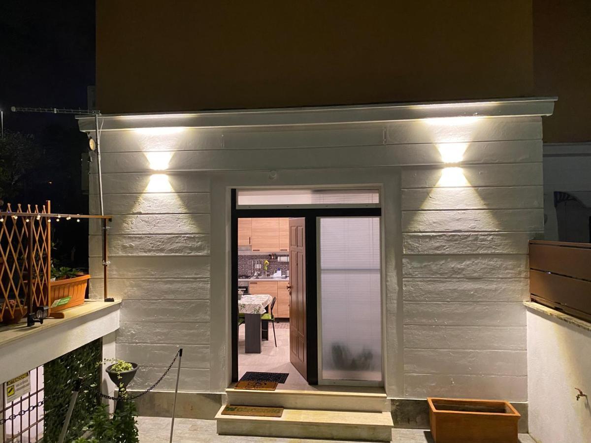 Officinale Rome Apartment, Pineta Sacchetti Buitenkant foto